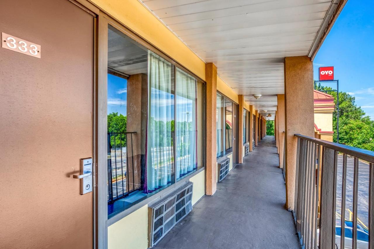 Oyo Hotel Decatur I-20 East & Wesley Club Dr Buitenkant foto