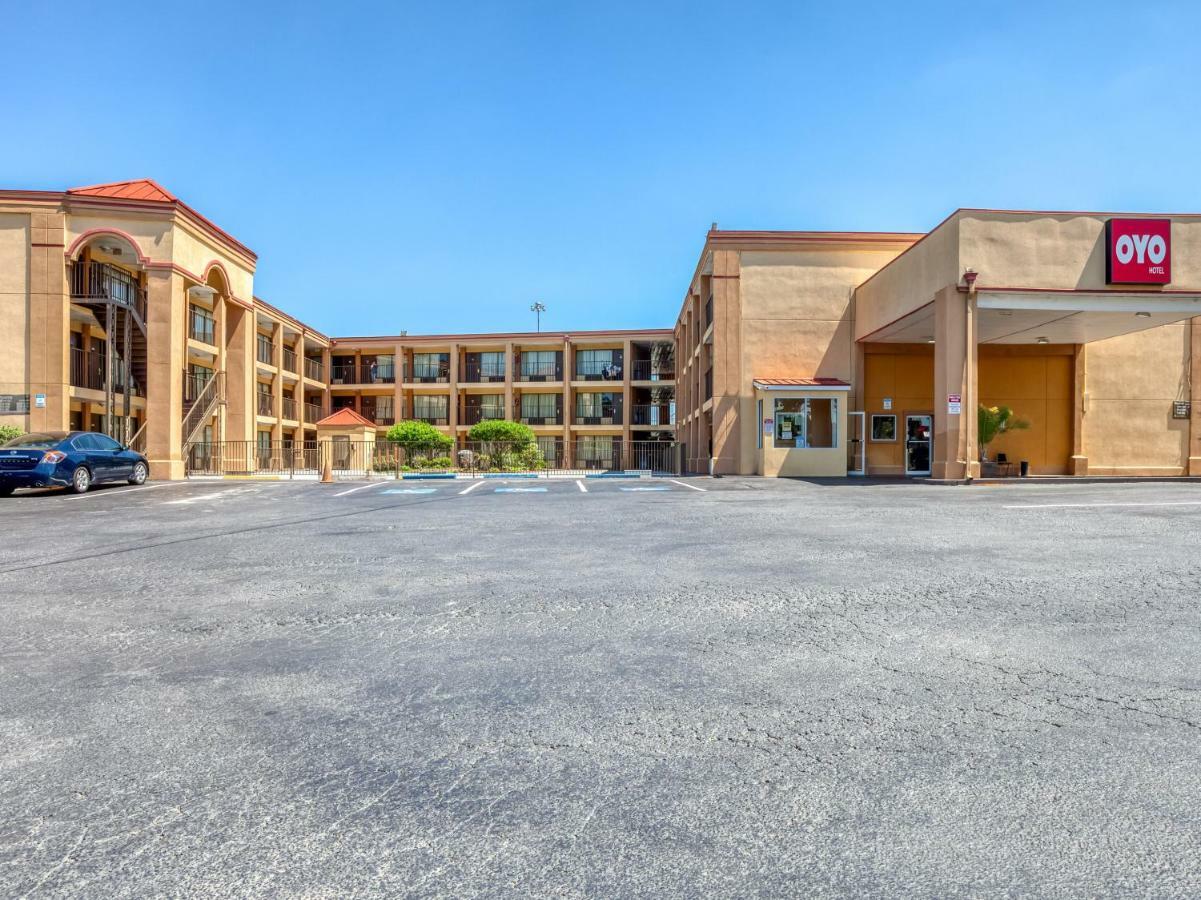 Oyo Hotel Decatur I-20 East & Wesley Club Dr Buitenkant foto